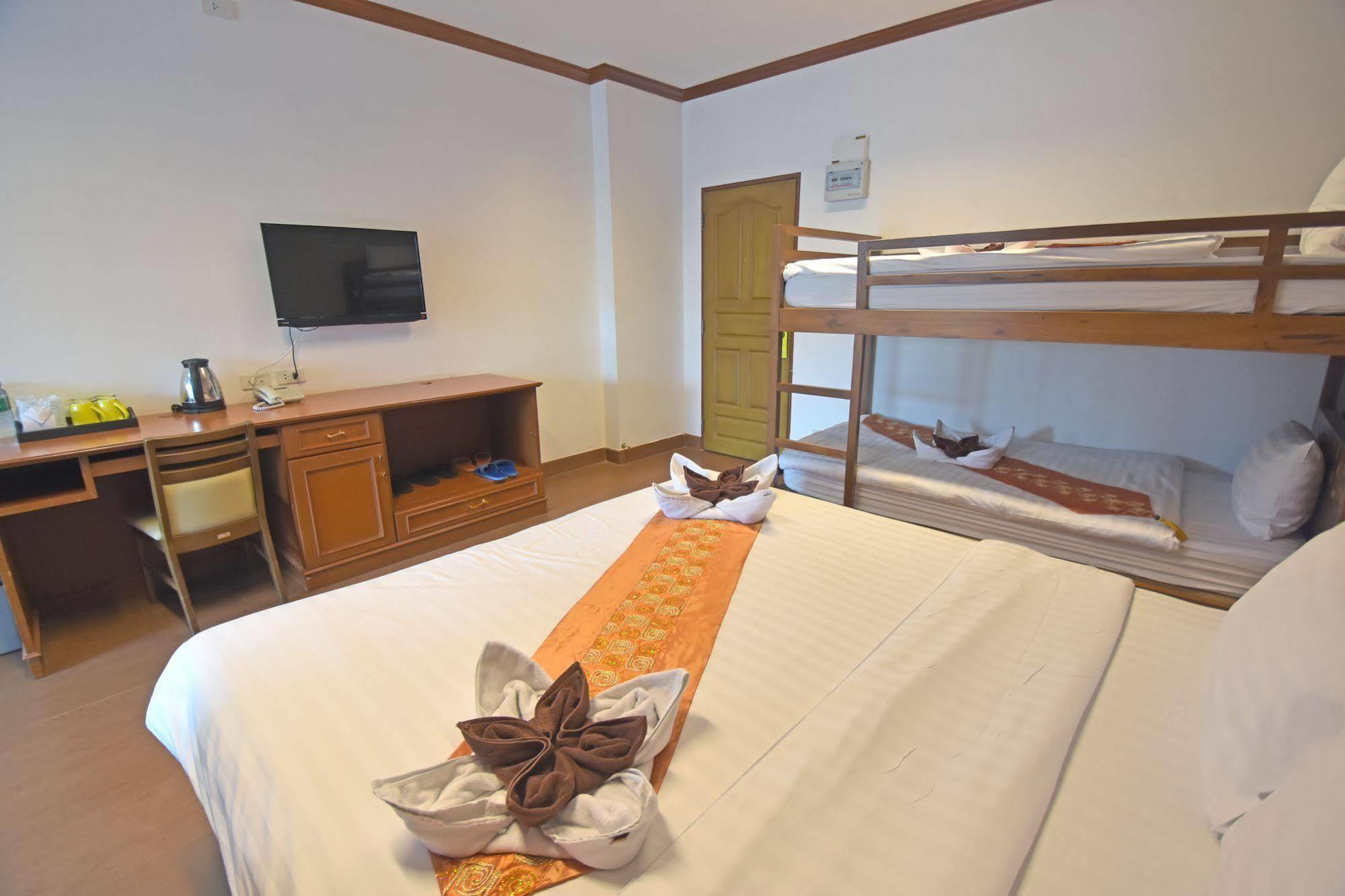 V Residence Hotel Чиангмай Екстериор снимка