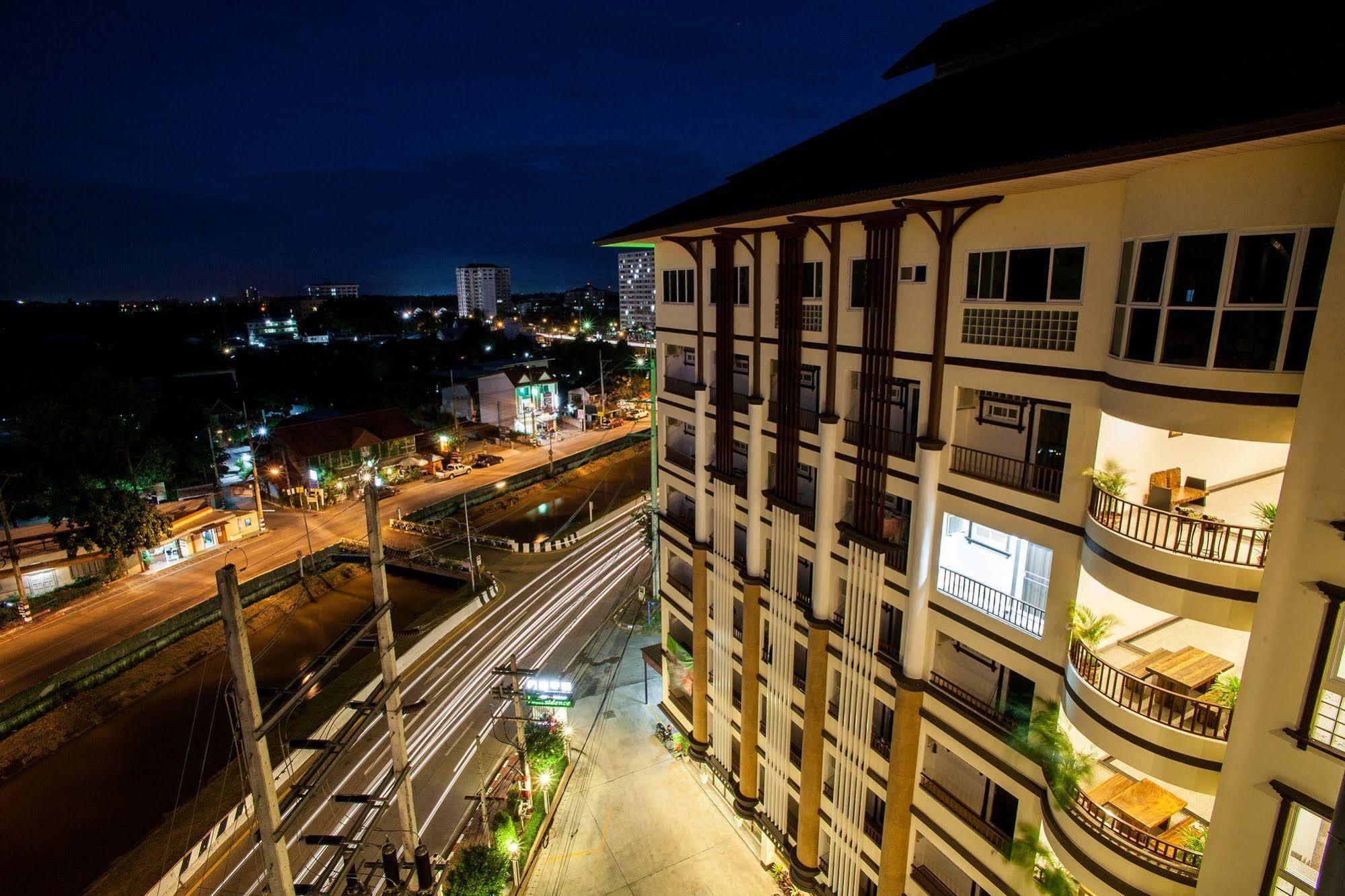 V Residence Hotel Чиангмай Екстериор снимка